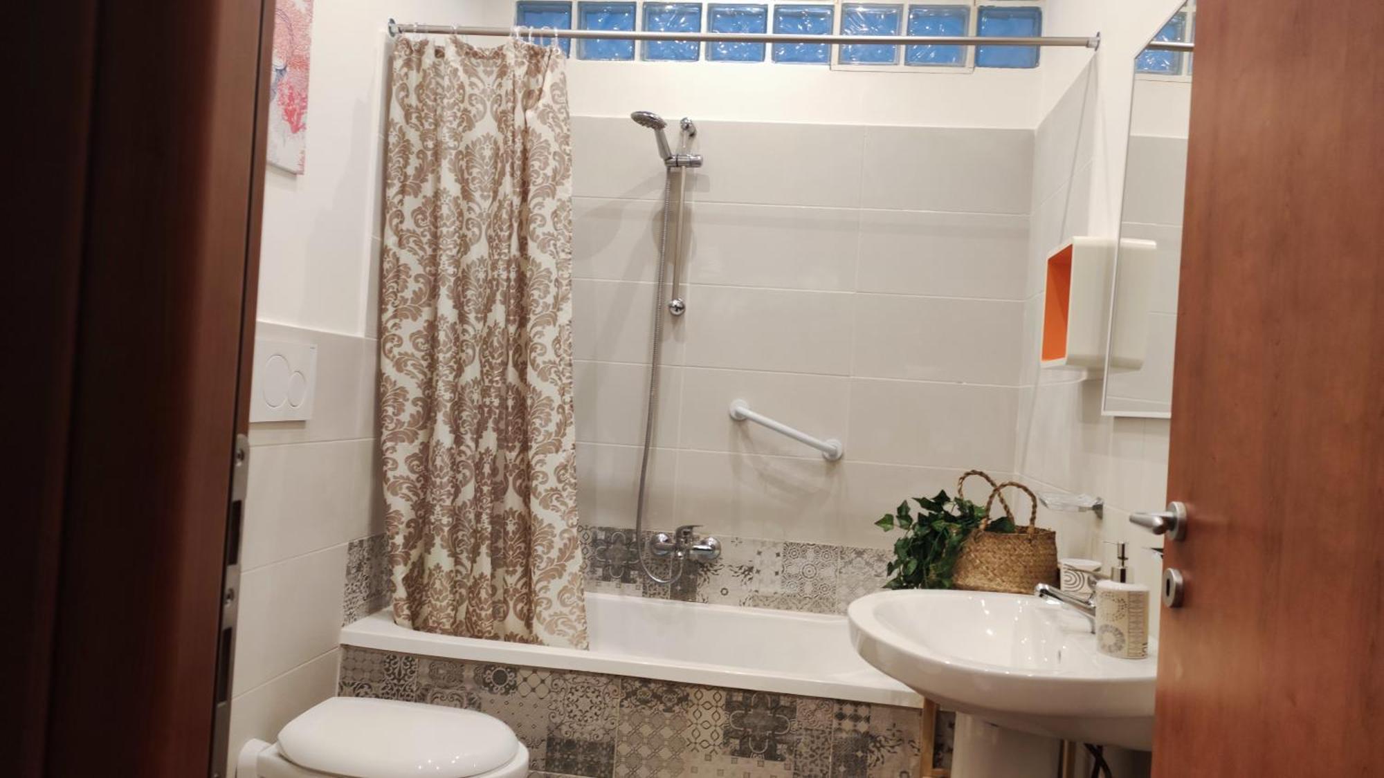 Amuni Rooms And Suite Lt Palermo Buitenkant foto